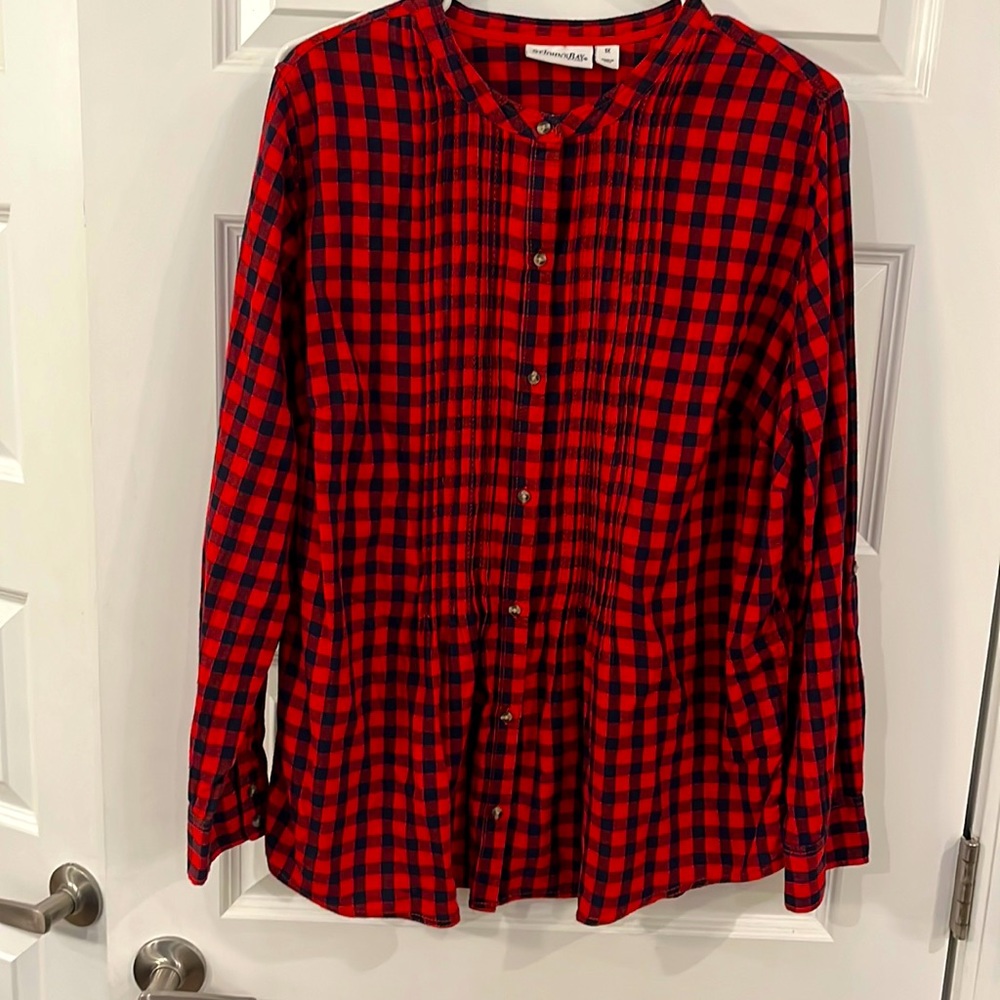 Women’s flannel fitted shirt. St John’s Bay